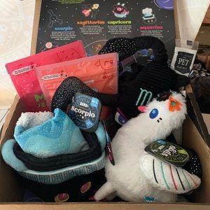 BarkBox NWT